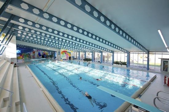 Bild von Schwimmen Hallenbad und SIG Winterdach